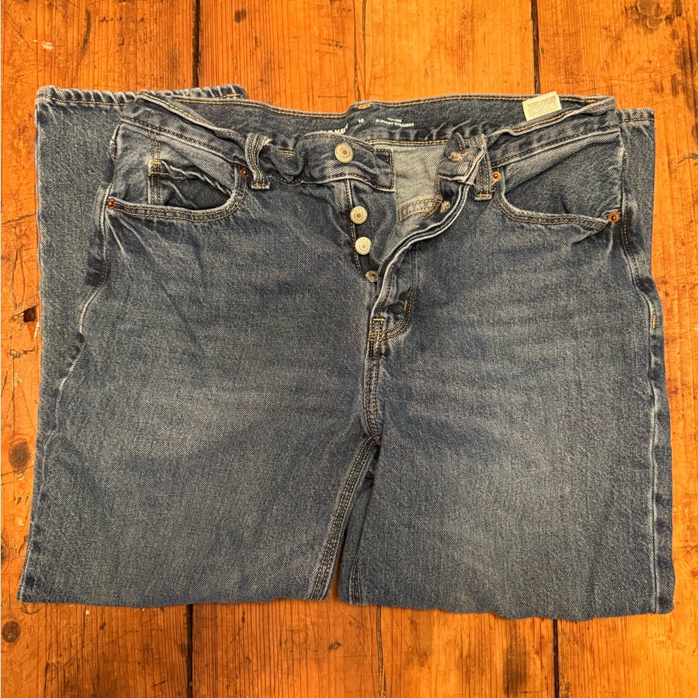 Old Navy Relaxed Fit Blue Jeans